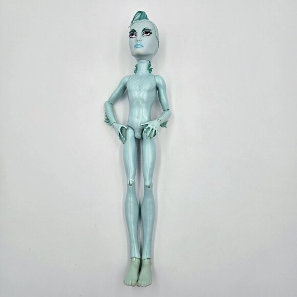 Monster High Gillington Gil Webber Mansters Male Doll Mattel 2011 Read - Picture 2 of 16